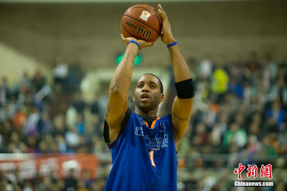 线防守精准 线防守精准