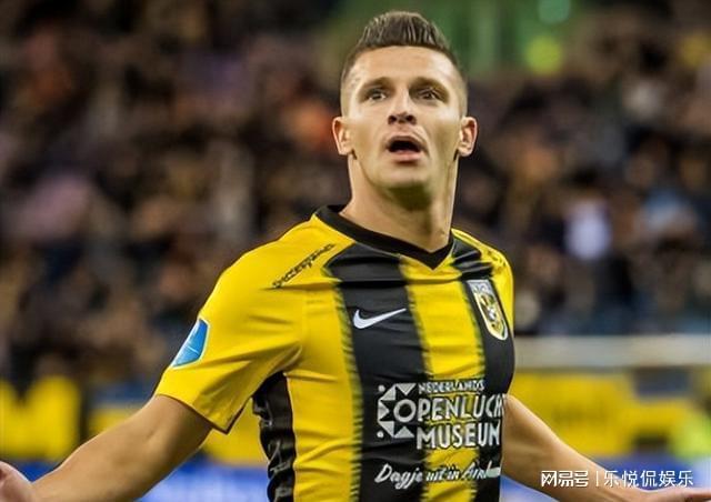 他们对比赛 他们对比赛