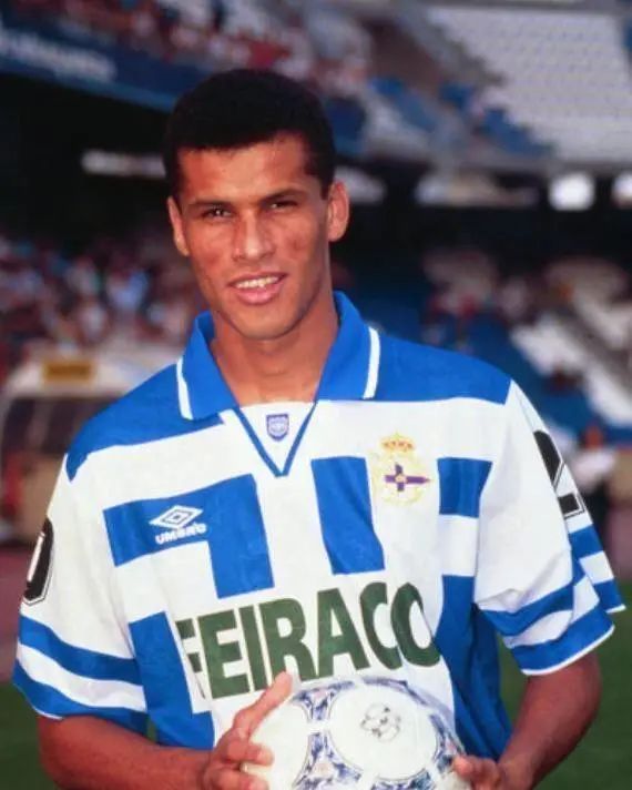 与约纳坦的 与约纳坦的