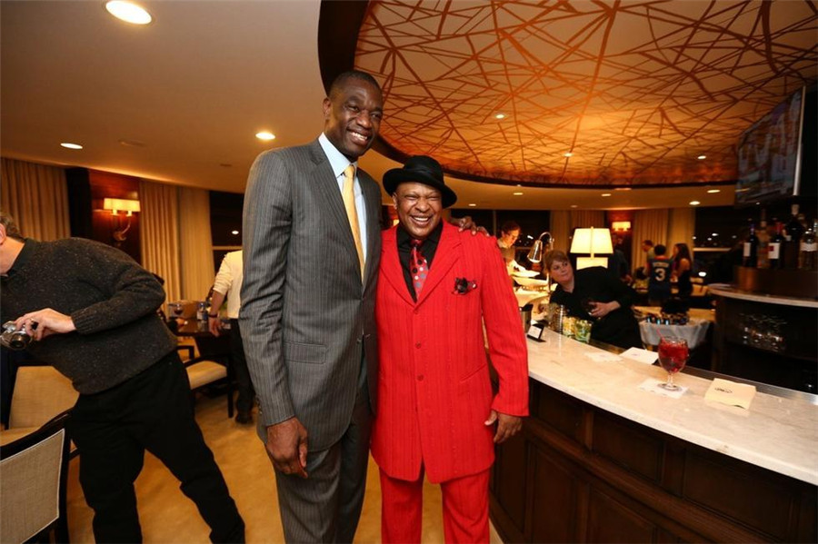 年轻前锋 年轻前锋