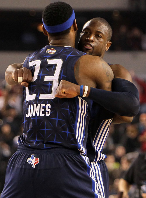 搭配钢铁摩 搭配钢铁摩